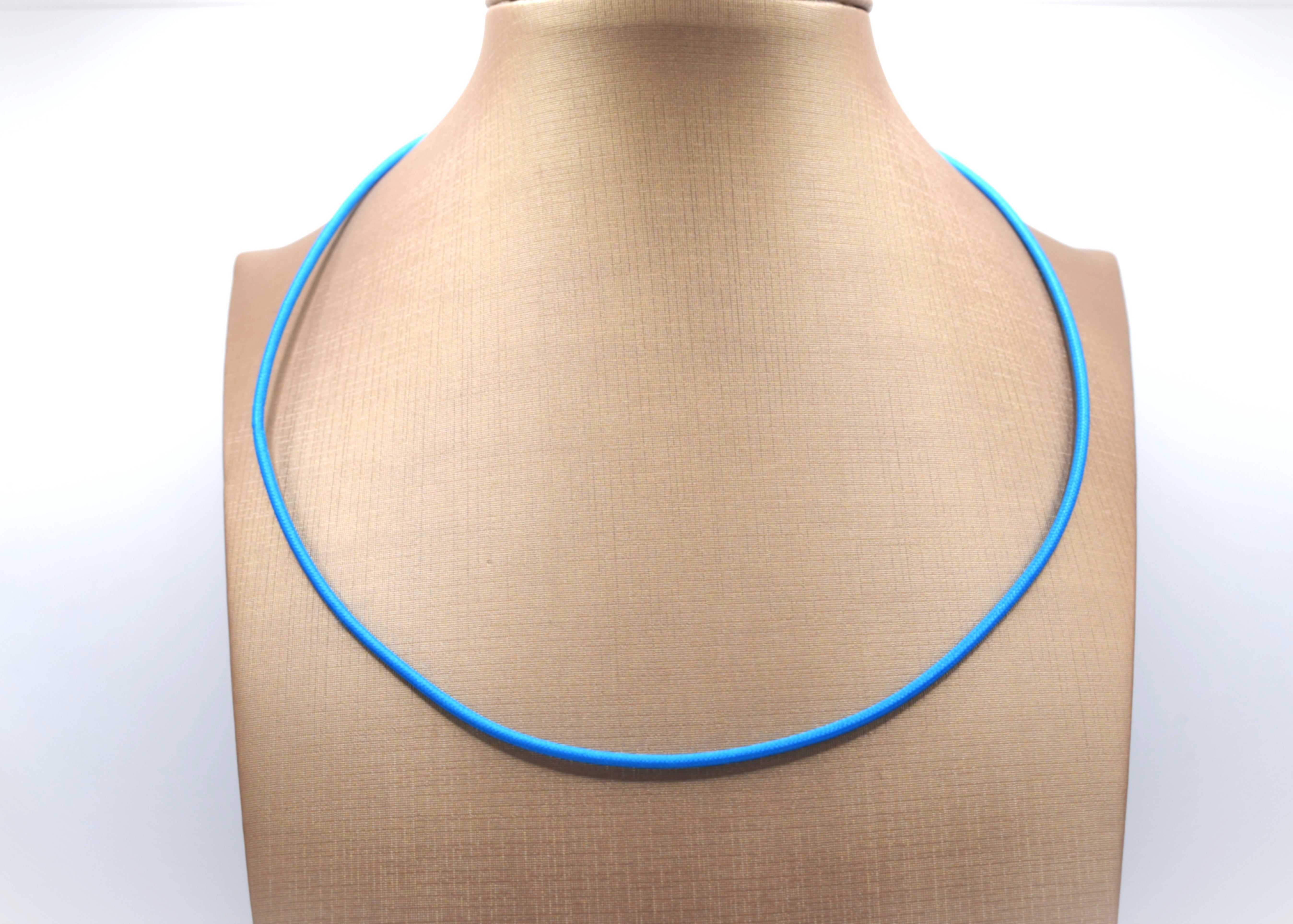 Collana click
