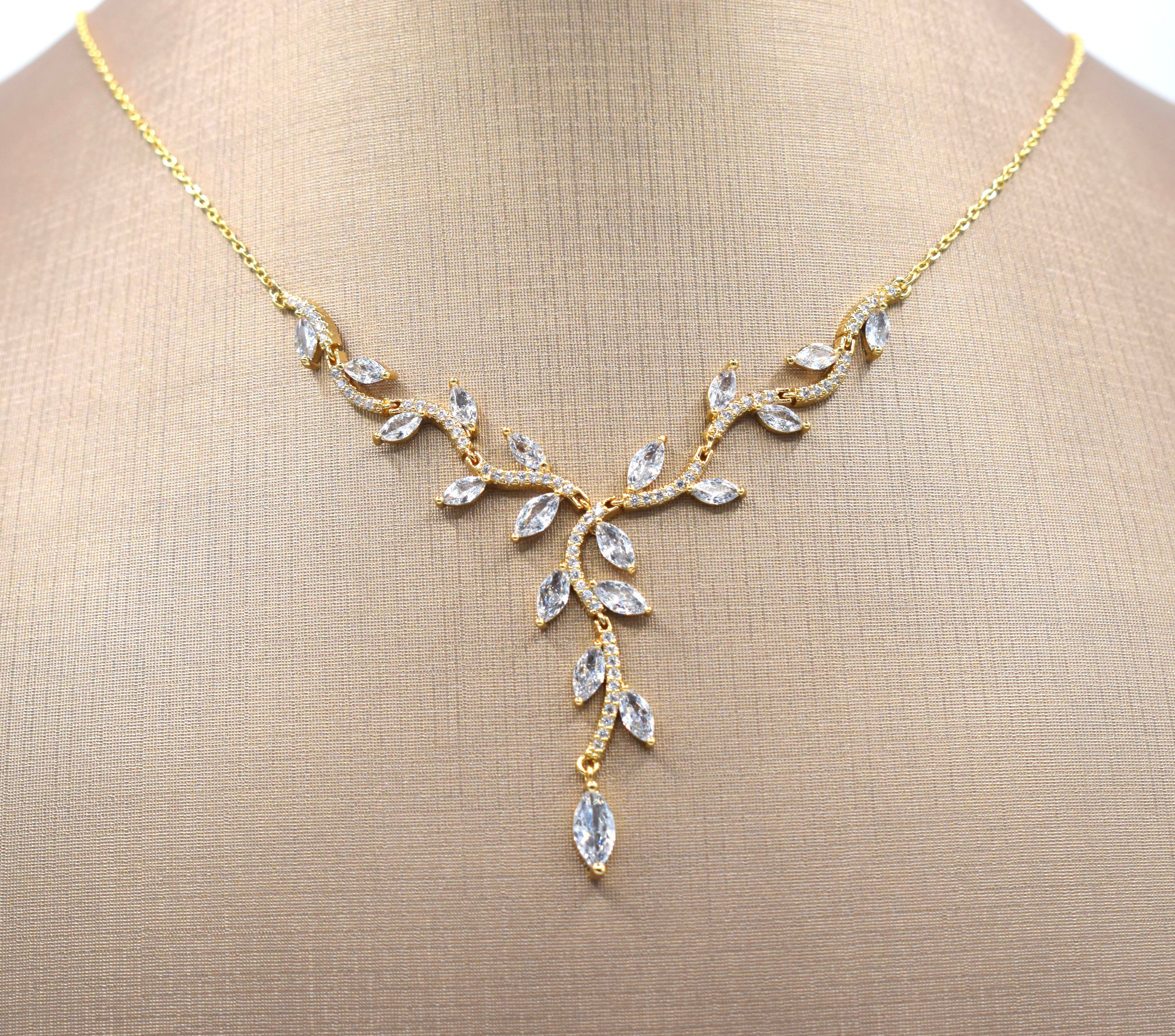 Collana Foglia