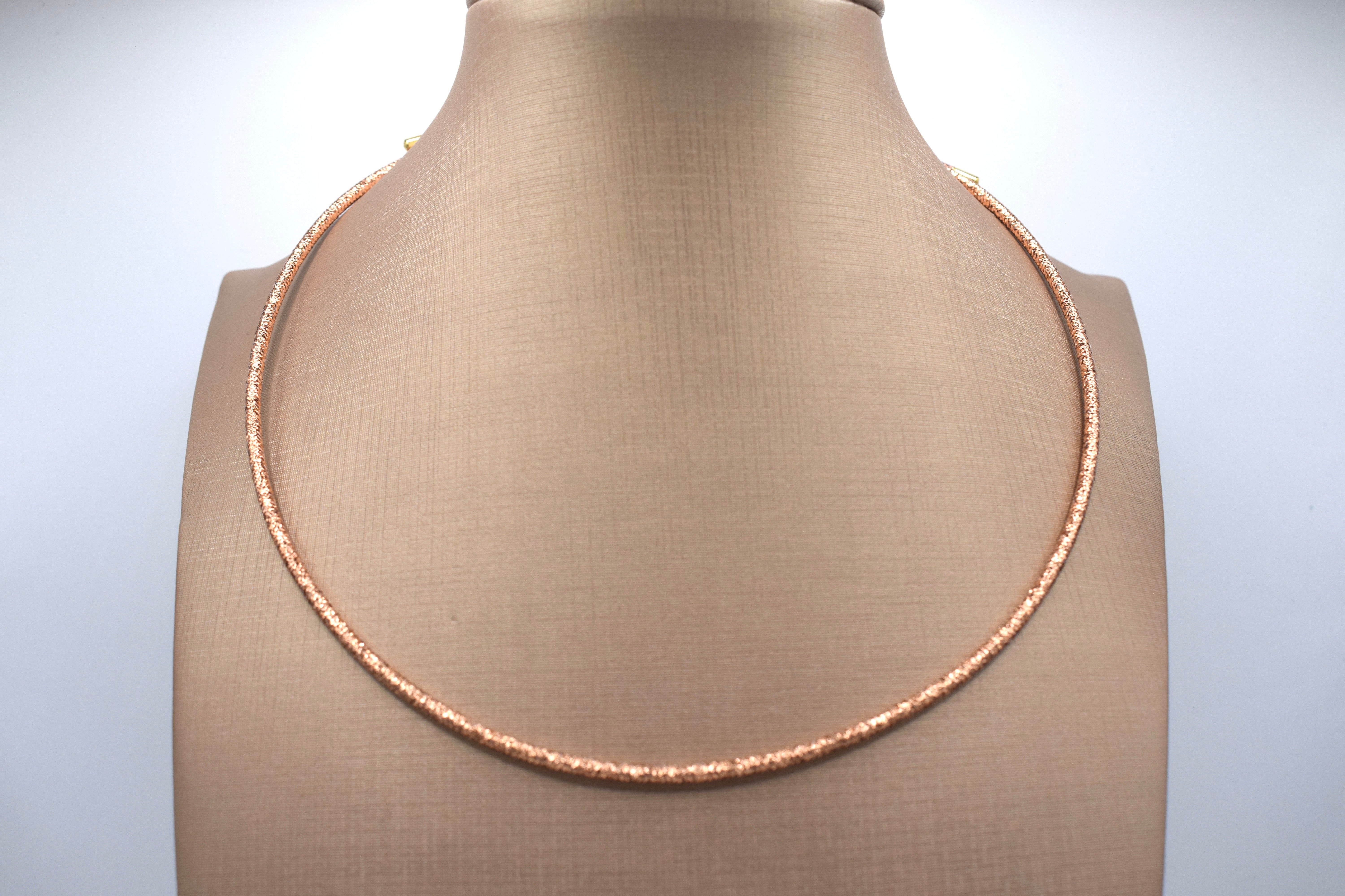 Collana click